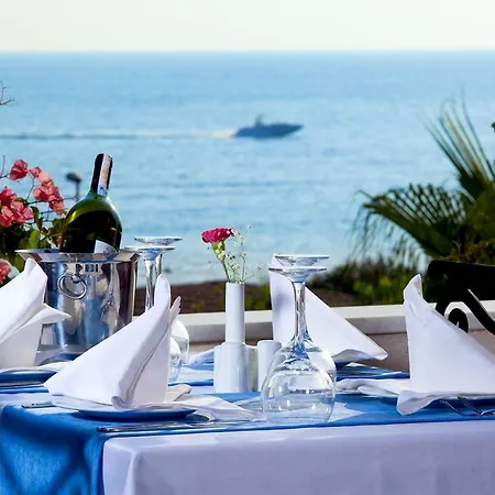 Отель Armas Bella Luna 4*